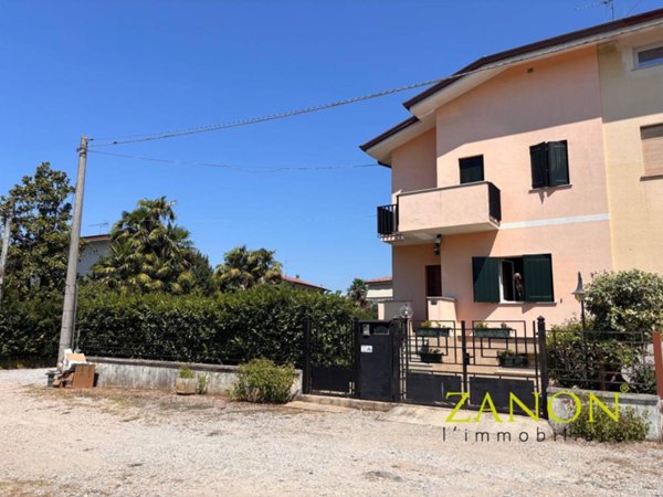 casa indipendente in vendita a Gradisca d'Isonzo