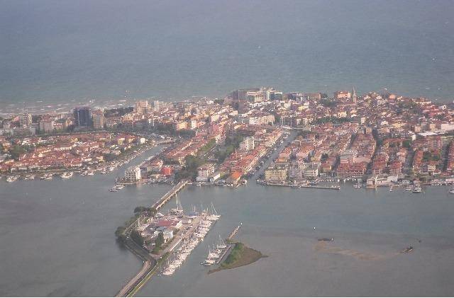 negozio in vendita a Grado
