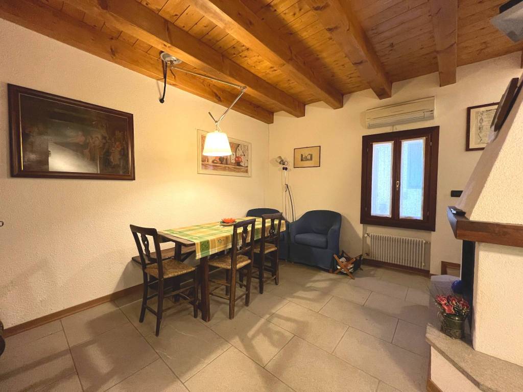 casa indipendente in vendita a Grado