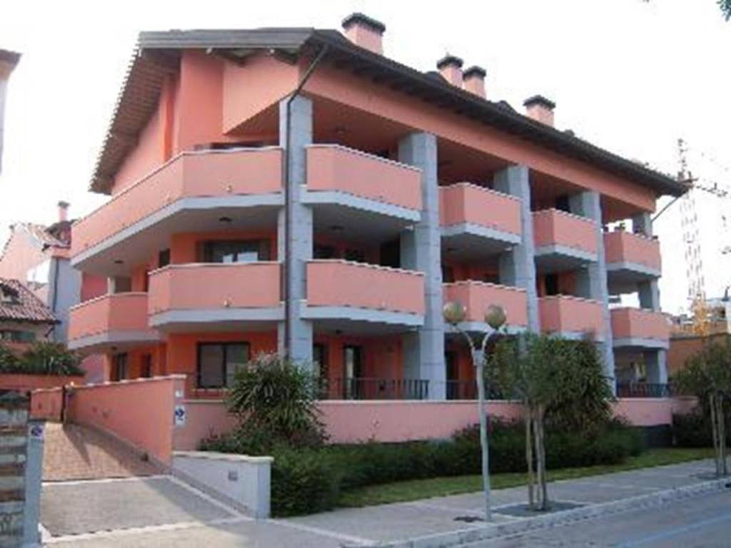 ufficio in vendita a Grado