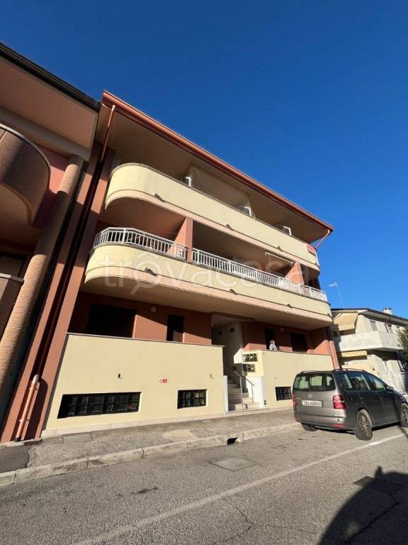 appartamento in vendita a Grado