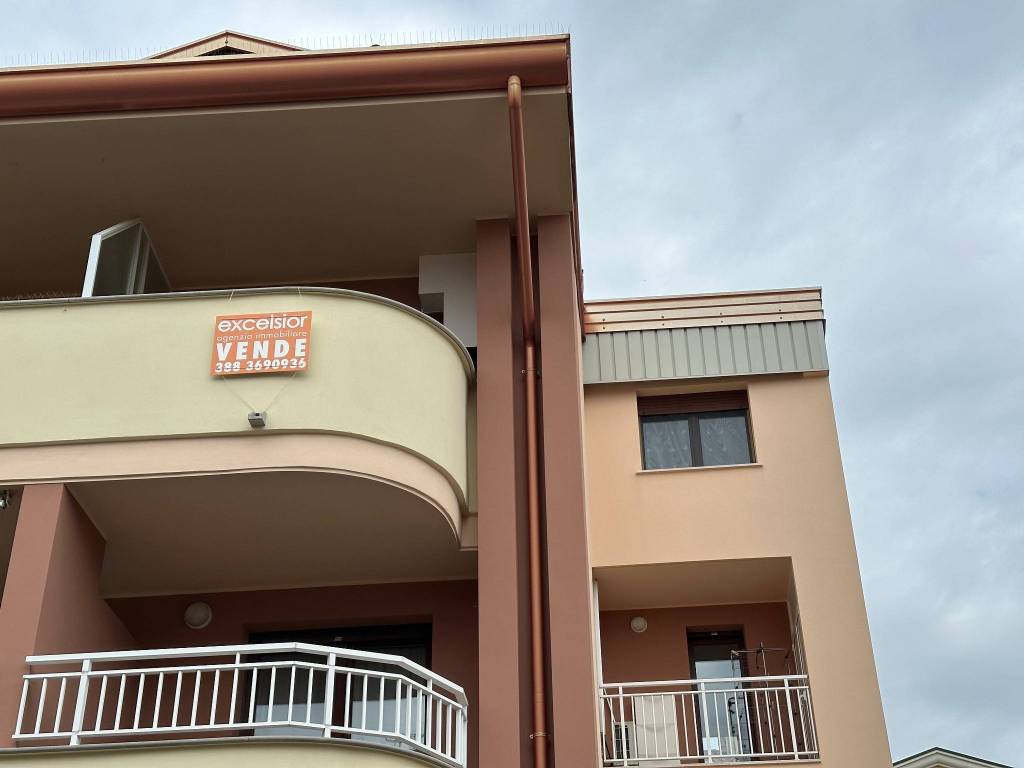 appartamento in vendita a Grado