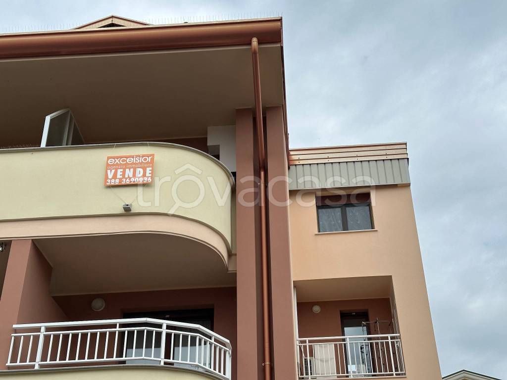 appartamento in vendita a Grado