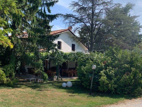 bifamiliare in vendita a Grado