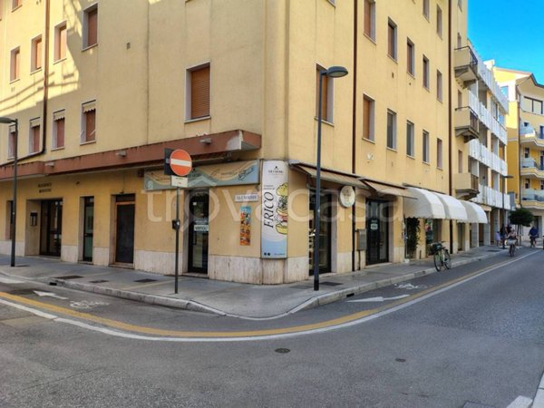 trivano in vendita a Grado