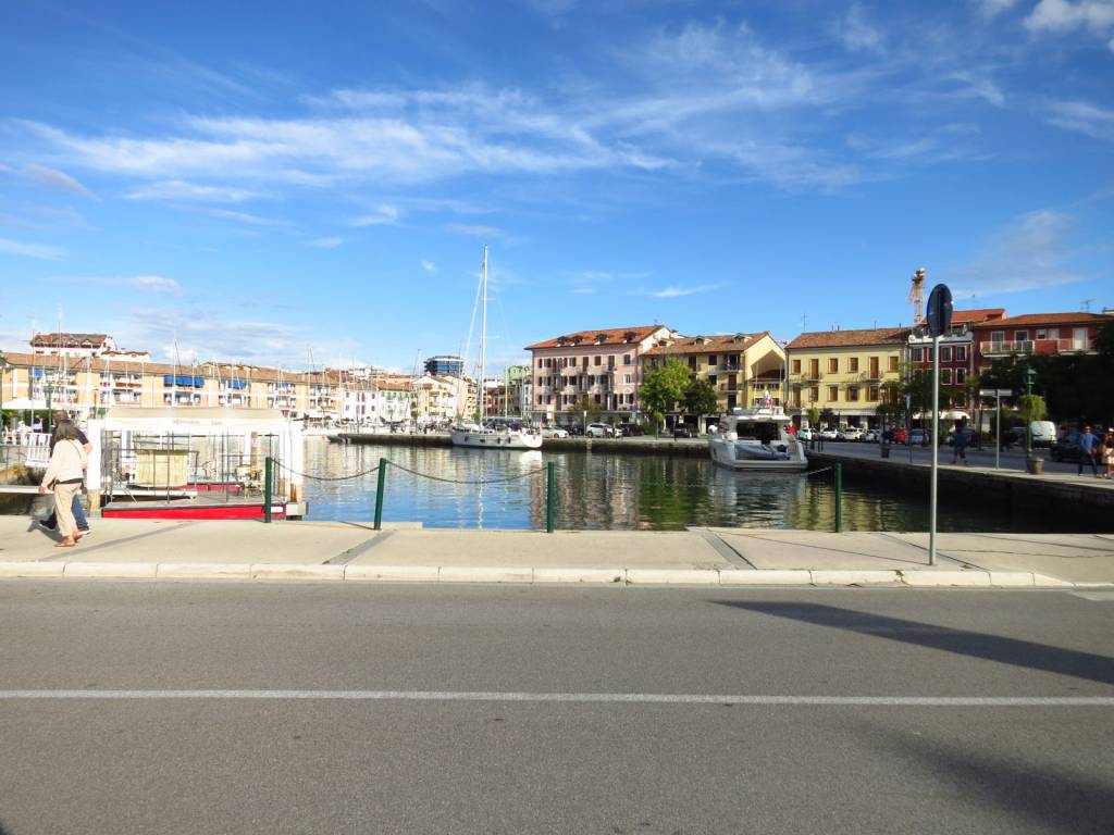 negozio in vendita a Grado