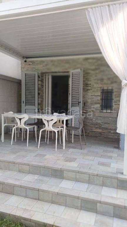 casa indipendente in vendita a Grado