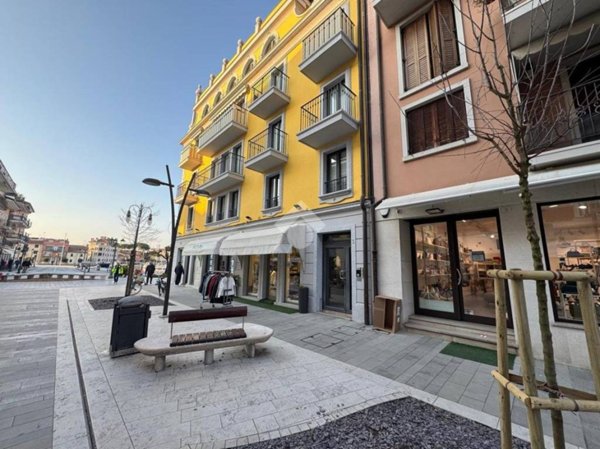 negozio in vendita a Grado