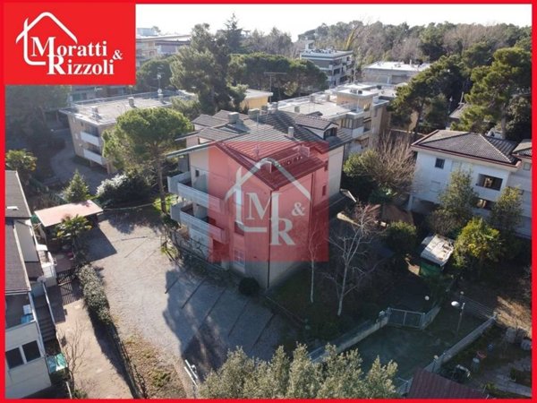 intera palazzina in vendita a Grado