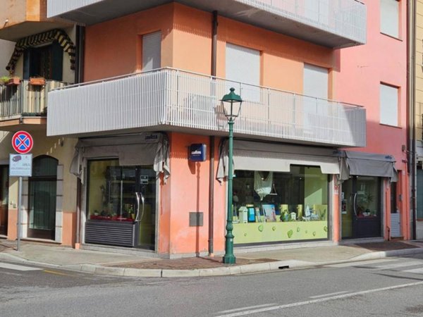 negozio in vendita a Grado