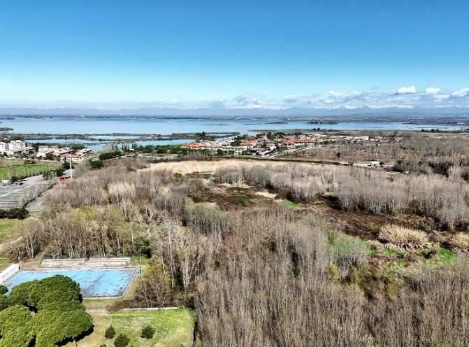 terreno agricolo in vendita a Grado