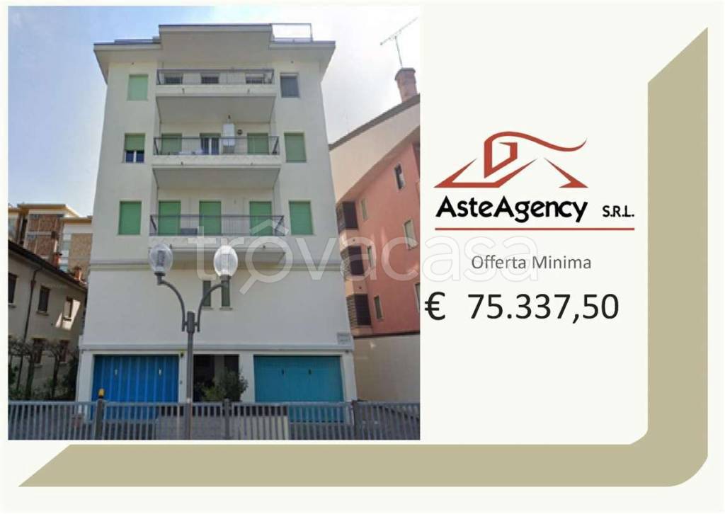 appartamento in vendita a Grado