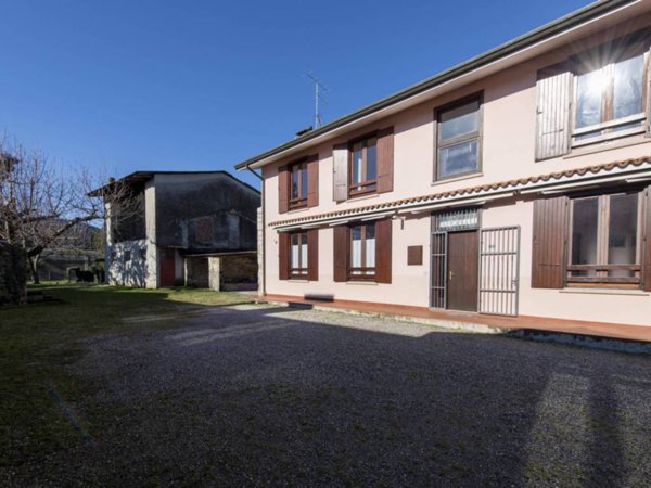 casa indipendente in vendita a Mariano del Friuli
