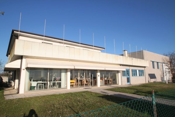 ufficio in vendita a Mariano del Friuli