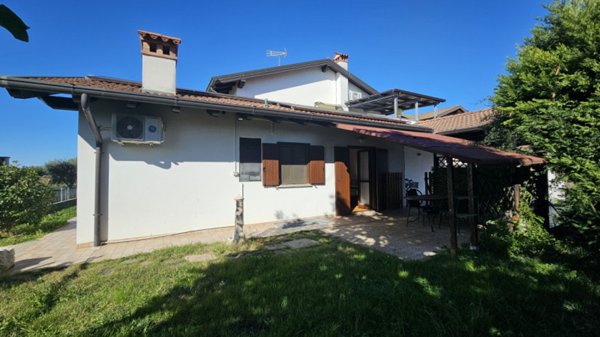 appartamento in vendita a Mariano del Friuli in zona Corona