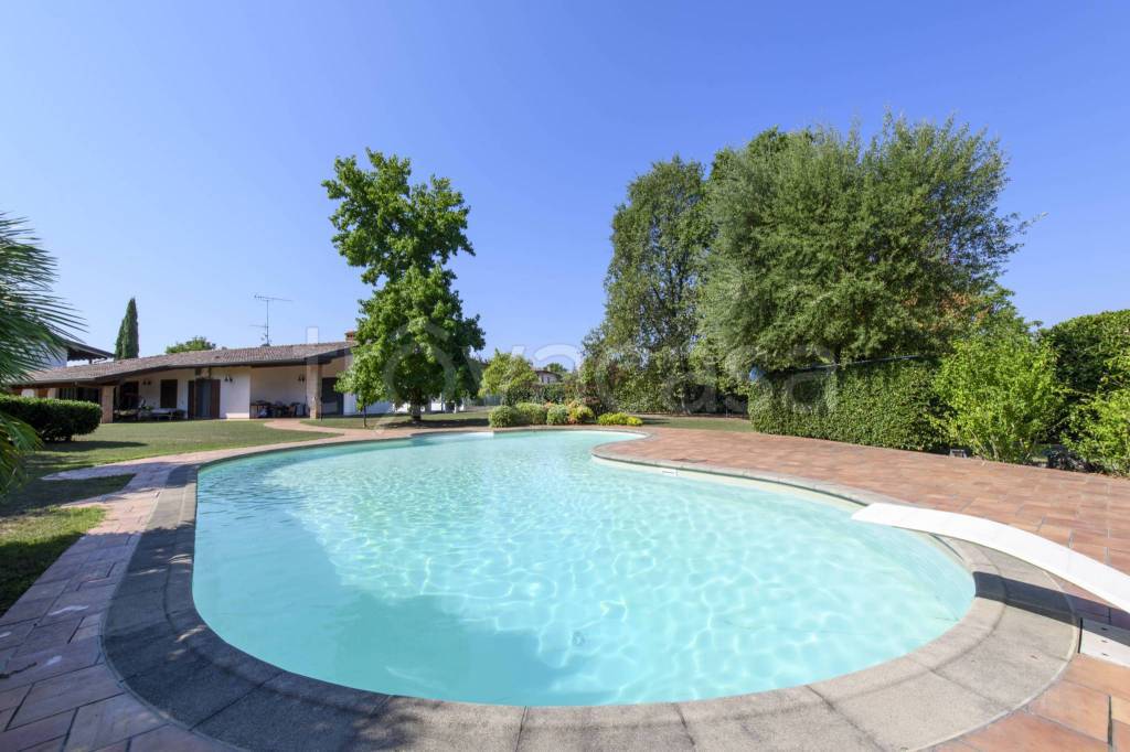 casa indipendente in vendita a Medea