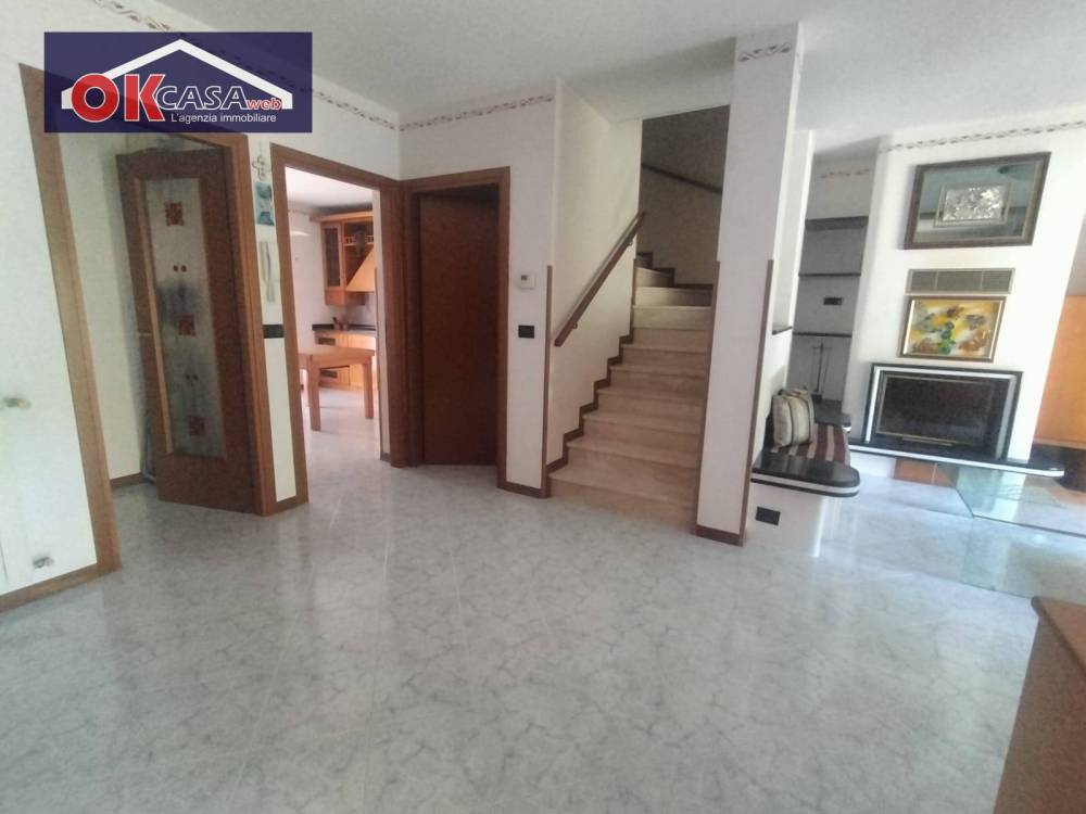 casa indipendente in vendita a Medea