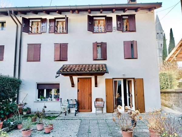 casa indipendente in vendita a Medea