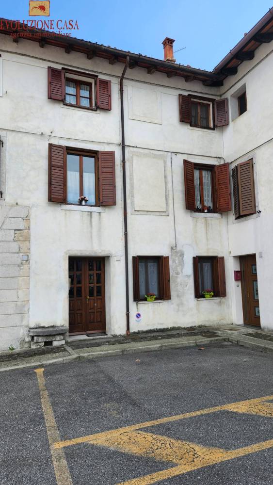 casa indipendente in vendita a Medea