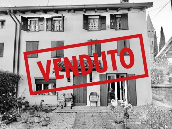casa indipendente in vendita a Medea
