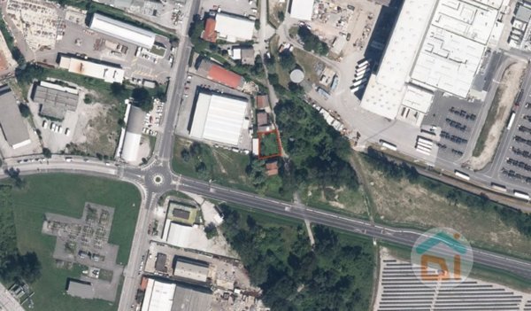 terreno edificabile in vendita a Monfalcone in zona Bagni