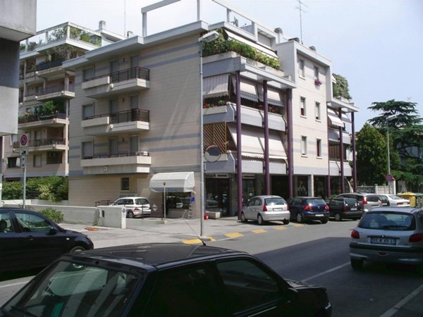 negozio in vendita a Monfalcone