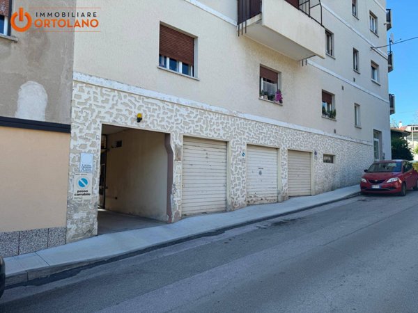 locale di sgombero in vendita a Monfalcone