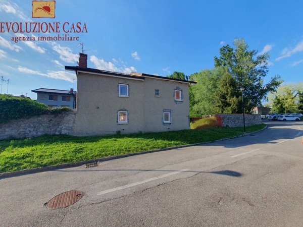casa indipendente in vendita a Monfalcone in zona San Polo
