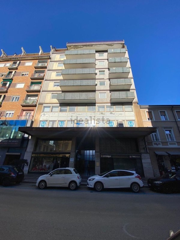 locale commerciale in vendita a Monfalcone