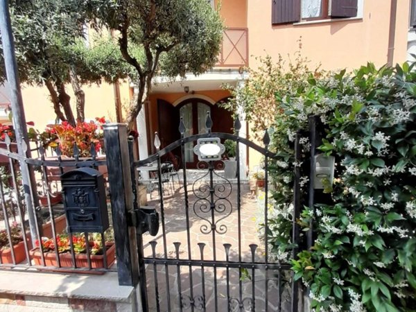 casa indipendente in vendita a Monfalcone