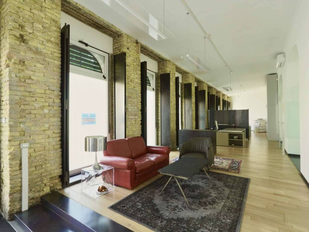 negozio in vendita a Monfalcone