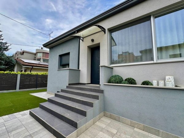 casa indipendente in vendita a Monfalcone