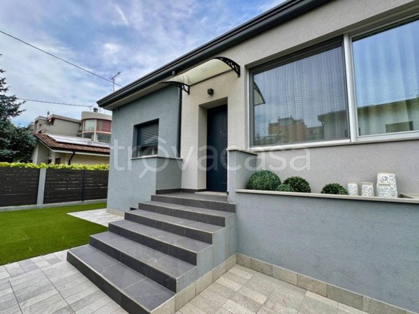 casa indipendente in vendita a Monfalcone