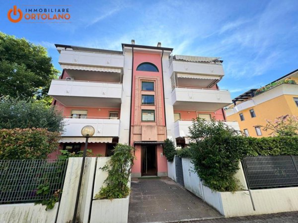 appartamento in vendita a Monfalcone in zona Aris