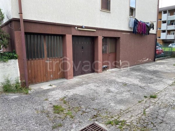 locale di sgombero in vendita a Monfalcone