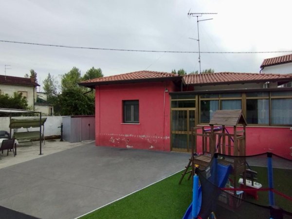 casa indipendente in vendita a Monfalcone in zona Marina Julia