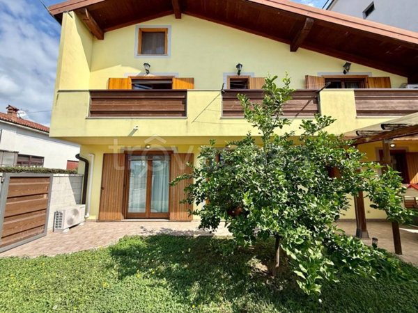 casa indipendente in vendita a Monfalcone