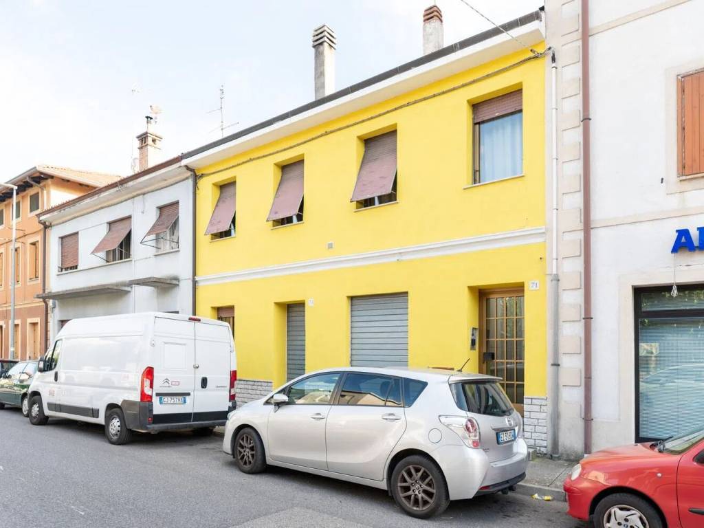 casa indipendente in vendita a Monfalcone