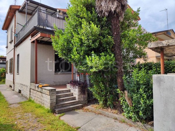 casa indipendente in vendita a Monfalcone