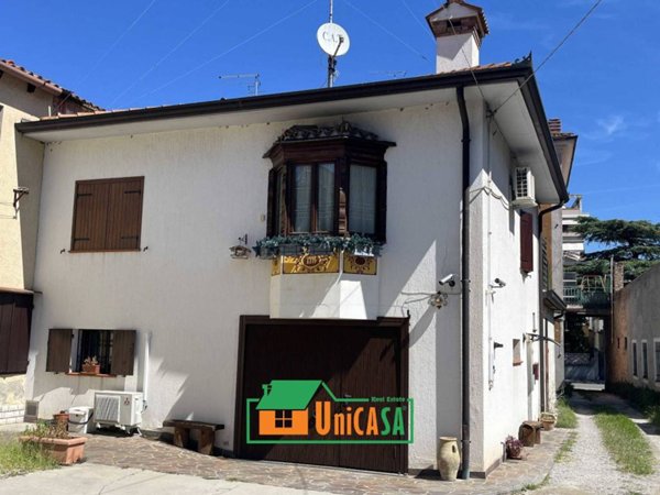 casa indipendente in vendita a Monfalcone