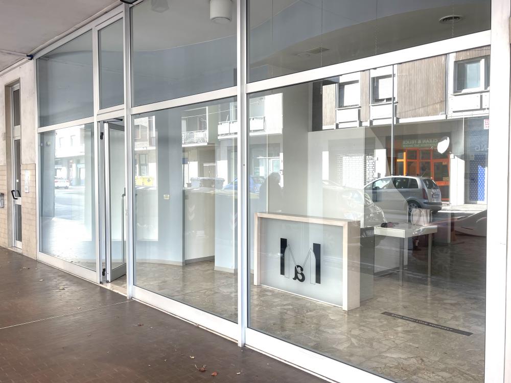 negozio in vendita a Monfalcone