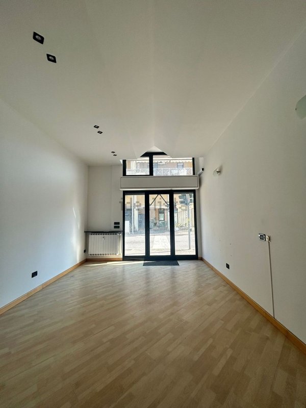 locale commerciale in vendita a Monfalcone