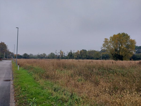 terreno edificabile in vendita a Monfalcone in zona San Polo