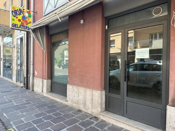 negozio in vendita a Monfalcone