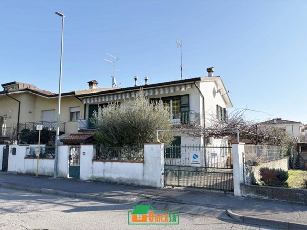appartamento in vendita a Monfalcone in zona Aris