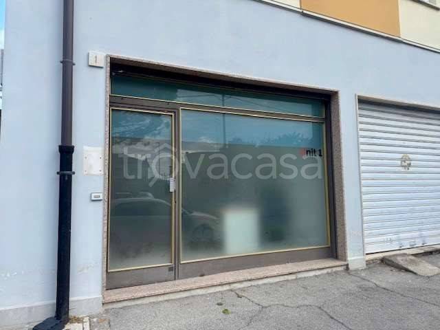 negozio in vendita a Monfalcone