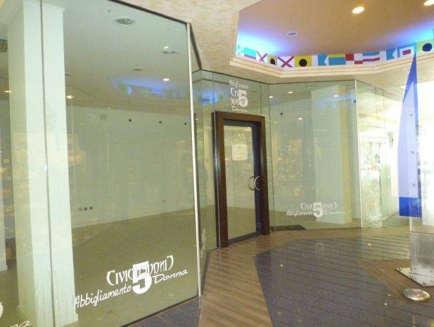 negozio in vendita a Monfalcone