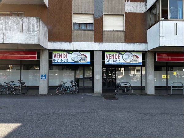 negozio in vendita a Monfalcone
