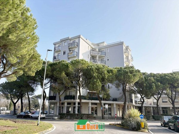 appartamento in vendita a Monfalcone in zona Marina Julia