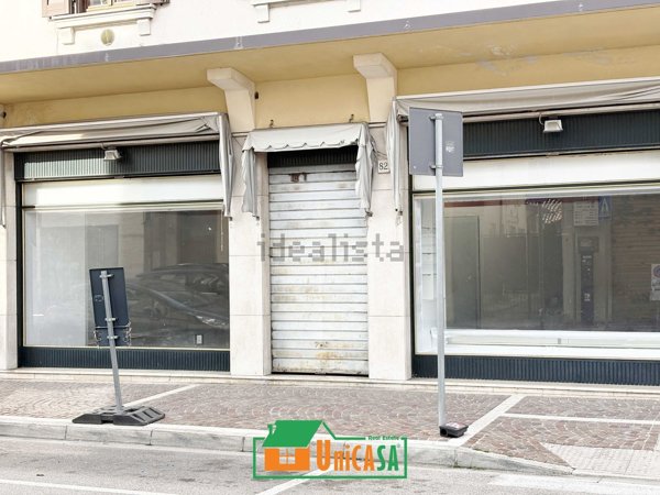 locale commerciale in vendita a Monfalcone